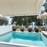 Mella Roa - Onyx Villa