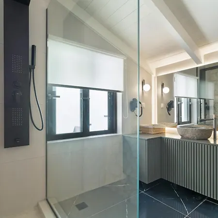 Mella Roa - Onyx ニドリ