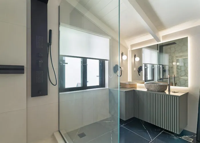 Mella Roa - Onyx Nidhrion